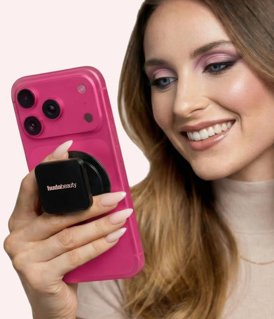 EASY BAKE PRESSED POWDER PHONE GRIP - US 4689