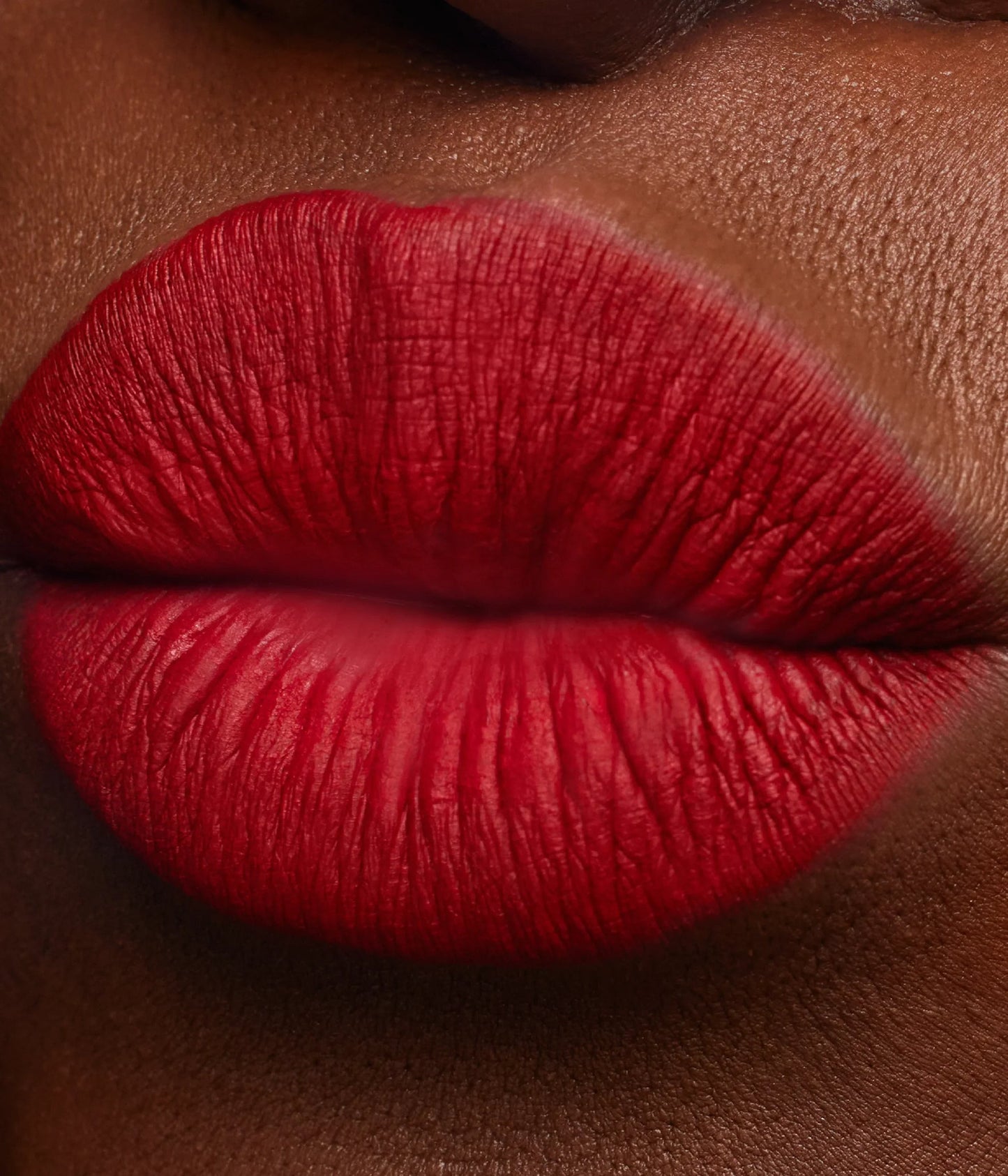 LIQUID MATTE ULTRA-COMFORT TRANSFER-PROOF LIPSTICK - US 6999