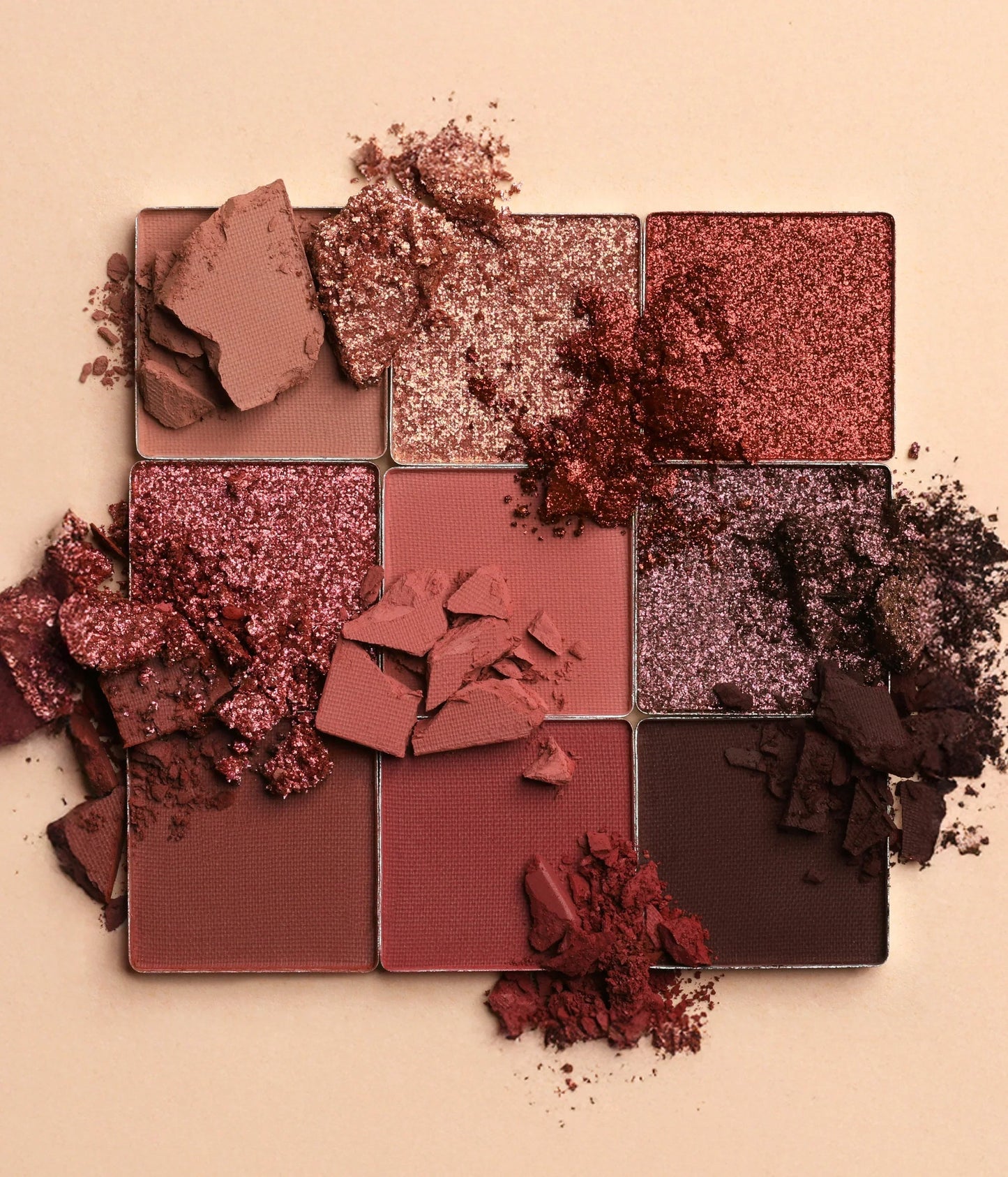 NUDE OBSESSIONS EYESHADOW PALETTE - US 6917