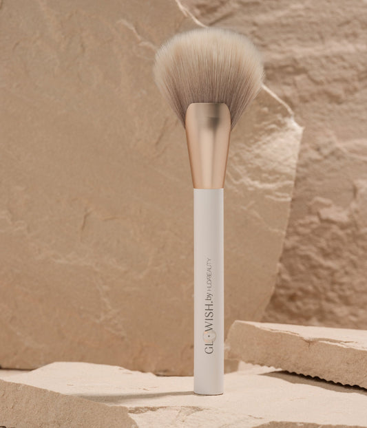 GLOWISH AIRBRUSH FINISH SKIN TINT BRUSH - US 8271